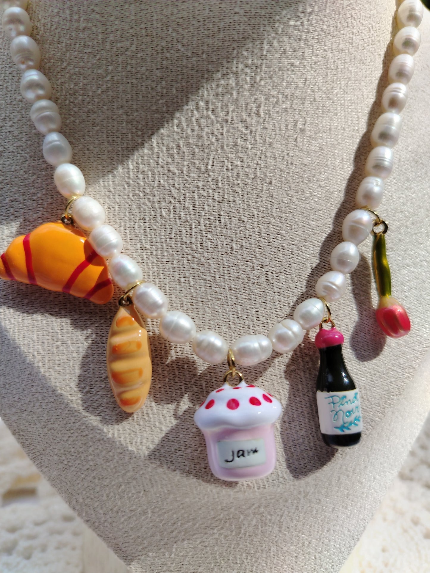 Picnic necklace