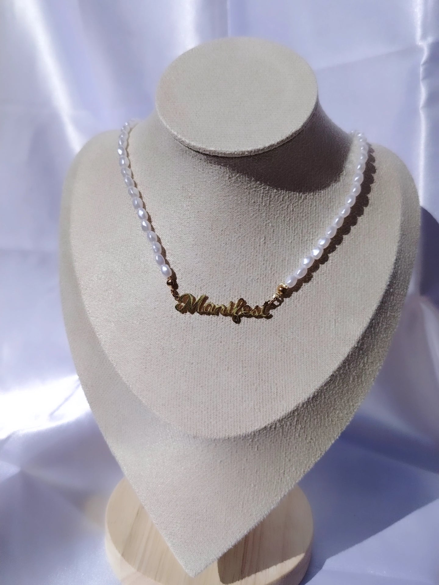 Collana Manifest